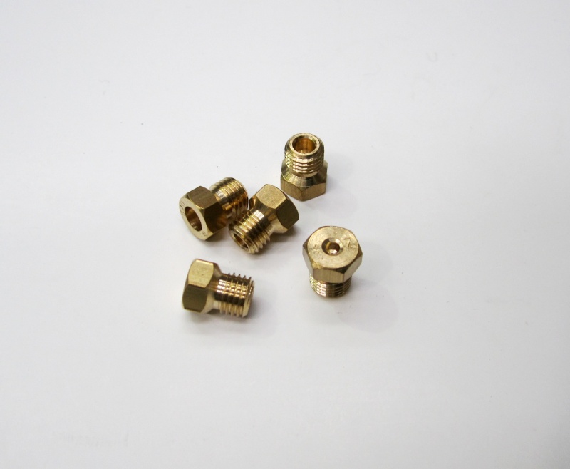 Jeu d'injecteurs Gaz naturel C00097850 - Pièces four